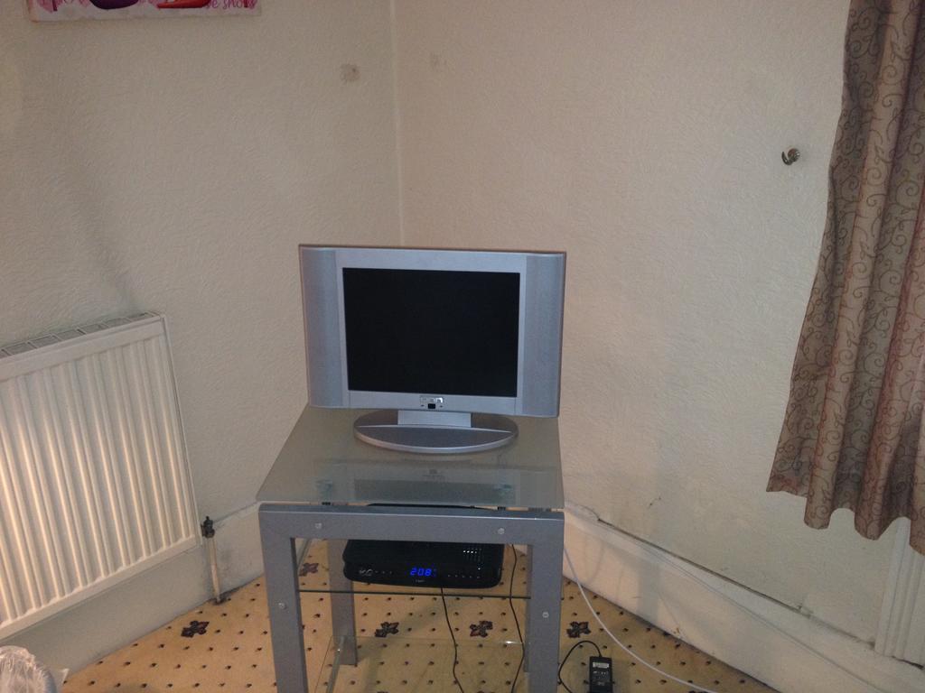 The Westfield Apartment Sandown Room photo